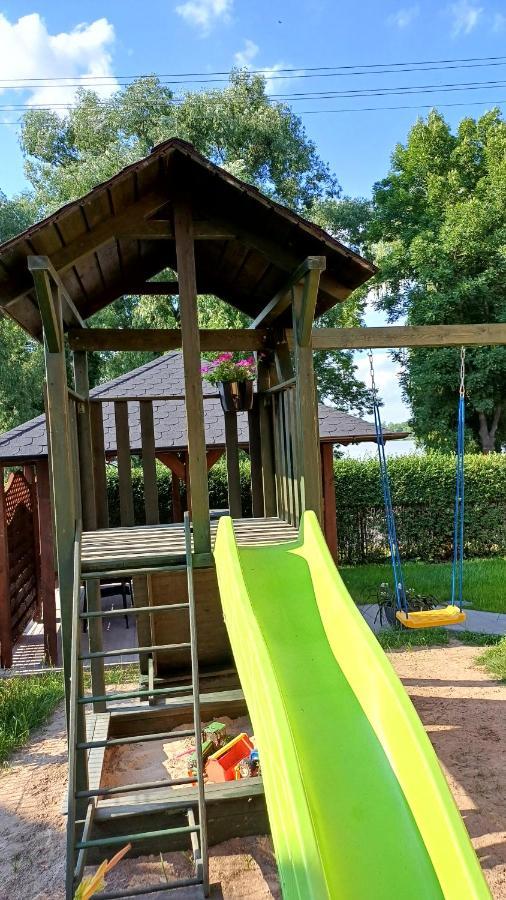Apartmán Nad Jeziorem - *