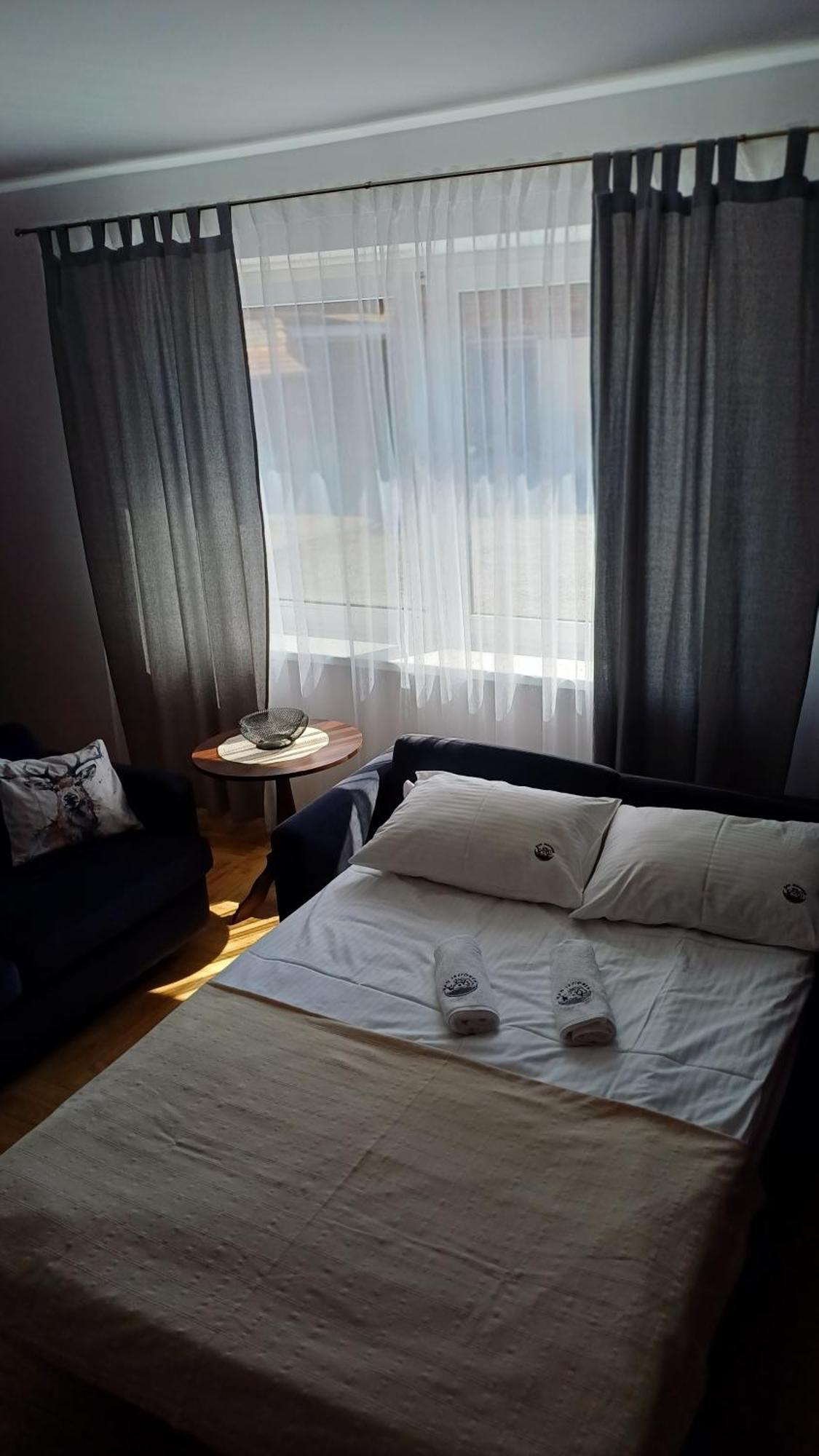 Apartmán Nad Jeziorem - *